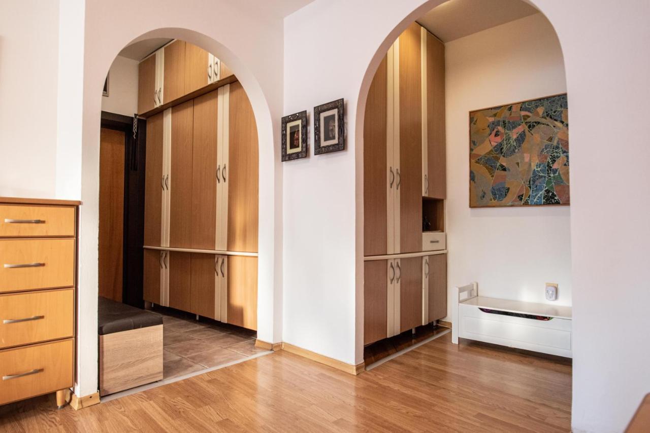 Apartment Emilija Skopje Luaran gambar