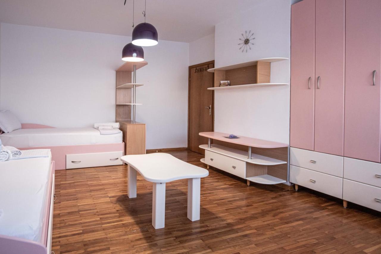 Apartment Emilija Skopje Luaran gambar