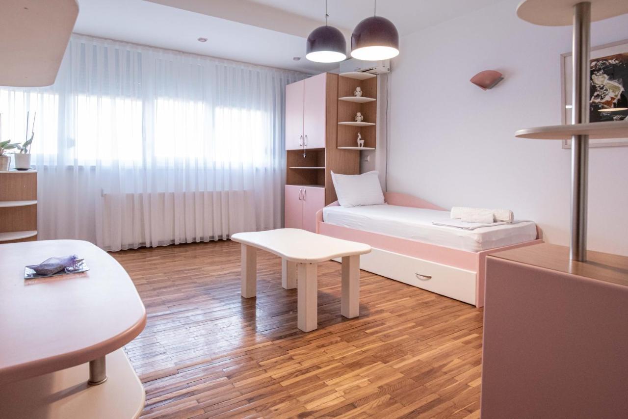Apartment Emilija Skopje Luaran gambar
