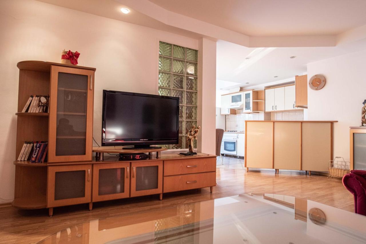 Apartment Emilija Skopje Luaran gambar